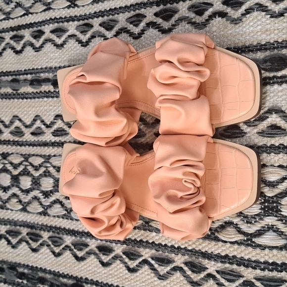NEW SAM EDELMAN CIRCUS COLLECTION SQUARE TOE SANDAL SIZE 6 - Picture 1 of 7